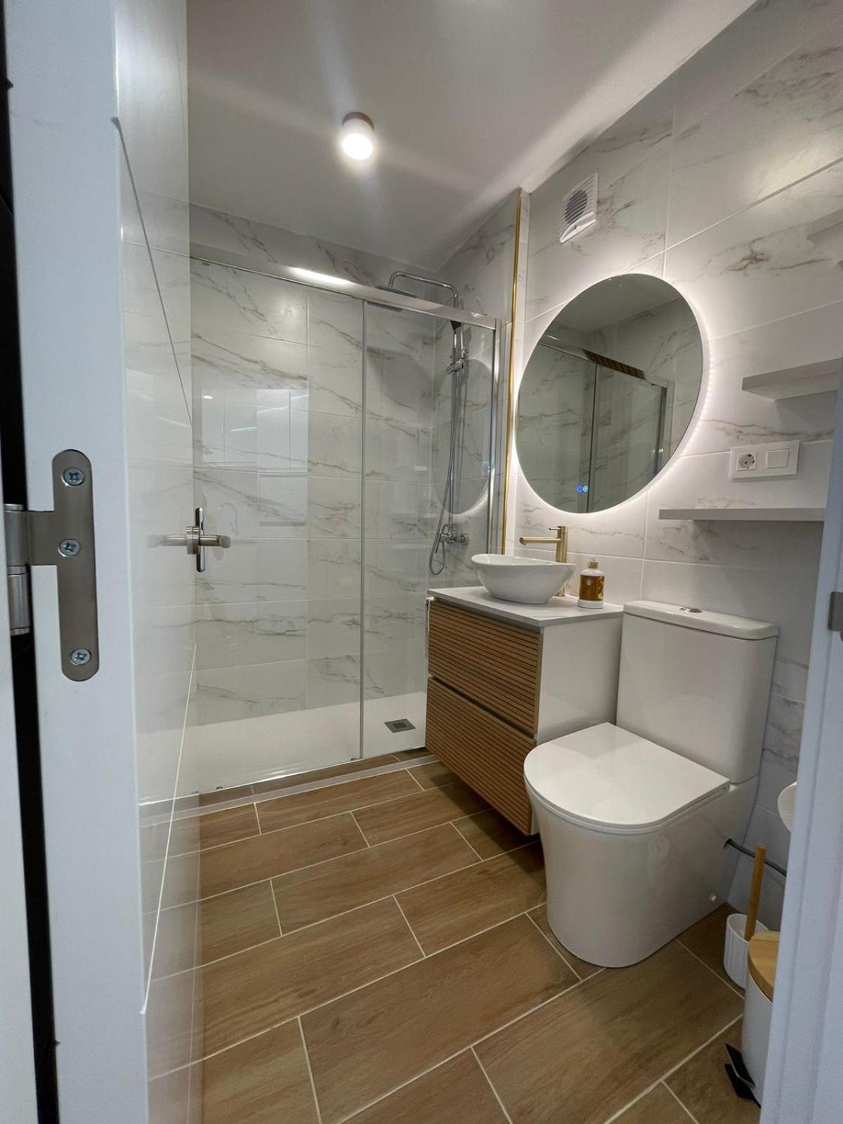 Panoramic Apartment *